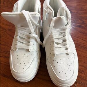 White High-Top Women’s Sneakers